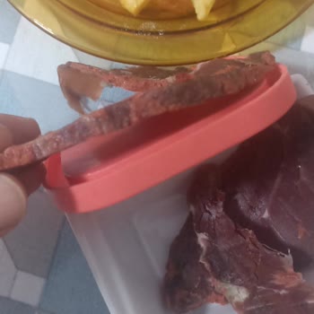 Köfteci Yusuf Kalın Kesim Pastırmadan Şikayetçiyim!