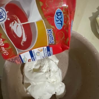 BİM Kremadan Böcek Çıktı