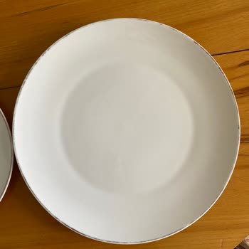 Karaca Züccaciye Yemek Takımı Desenleri Silindi