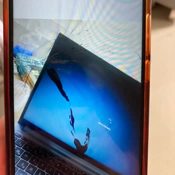 Vatan Bilgisayar Ekranı Kırık Bilgisayar Gönderdi