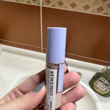 Pastel Kozmetik Pastel Kapatıcı Alerjisi