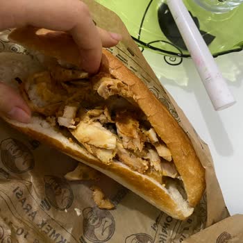 Usta Dönerci'de Eksik Sipariş Hayal Kırıklığı