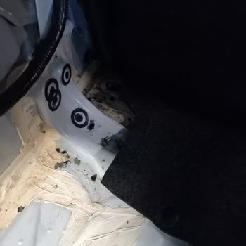Toyota Corolla Bagaj Su Alıyor