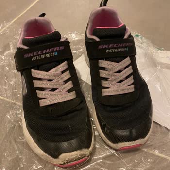 Skechers Markasının Ve Ürünlerinin Arkasında Durmuyor!