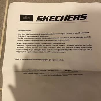 Skechers Markasının Ve Ürünlerinin Arkasında Durmuyor!