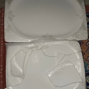 Gallery Crystal Mağazadan Alınan Çeyiz Takımında Yaşanan Sorunlar Ve İletişim Aksaklıkları