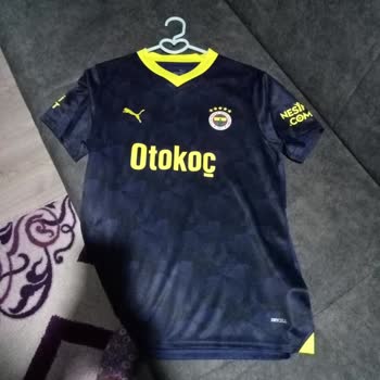 Fenerium Formada Bayrak Yok!