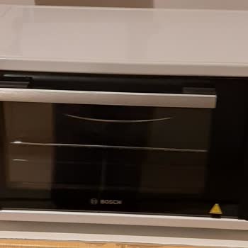 Arızalı Çıkan Bosch Midi Fırın İade Talebi.