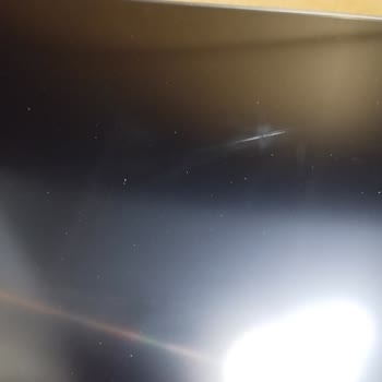 İncehesap Firmasından Gelen Düzgün Kolilenmemiş Kırık Monitör