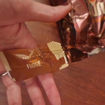 Patiswiss Caramel Fudge İçinden Boş Kapalı Ambalaj Çıktı
