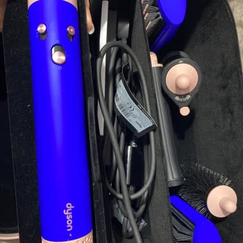 Dyson Tarak Ve Çanta Hediyesi Verilmedi