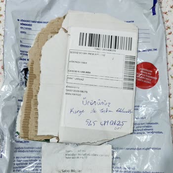 Hepsiburada Satıcısı Fatura Yerine Karton Parçası Gönderdi.