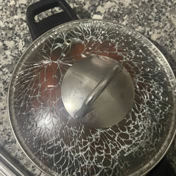 Korkmaz Tencere Kapağı Patladı
