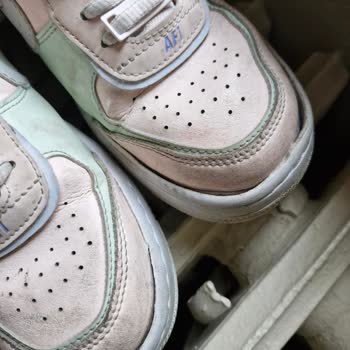 Nike Air Force 1 Taban Açılması