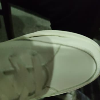 Nine West Marka 1 Haftada Yanları Açıldı