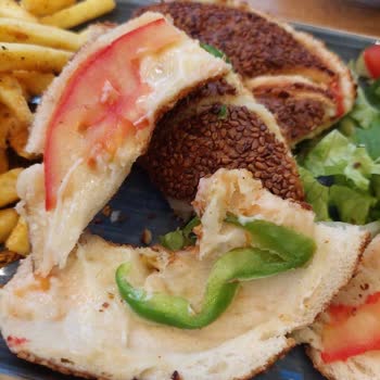 Baget Ekmek Pasta & Cafe Haksız Kazanç