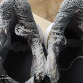 Kısa Sürede Deforme Olan Under Armour