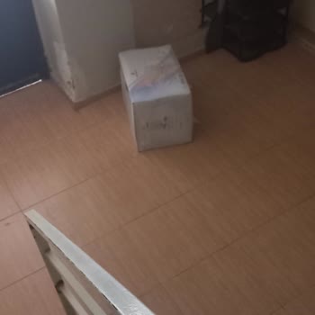 MNG Kargo Sorumsuzluğu Teslim Etmeden Koliyi Kapı Önüne Bırakıp Gitmek