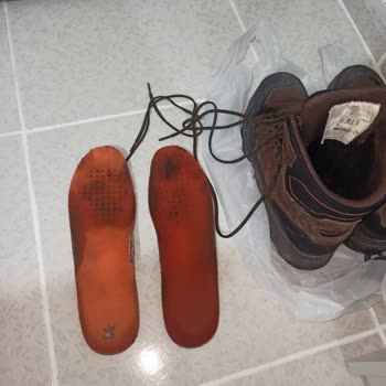 Decathlon Altı Delik Bot