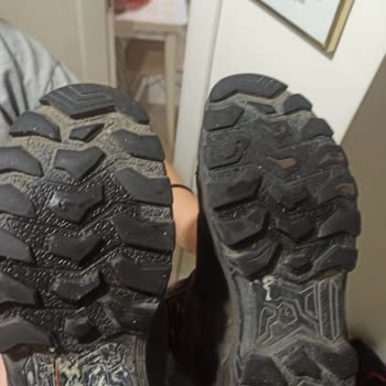 Decathlon Altı Delik Bot