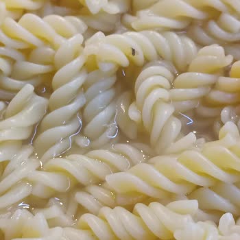 Oba Makarna Oba Marka Makarna Böceklenme