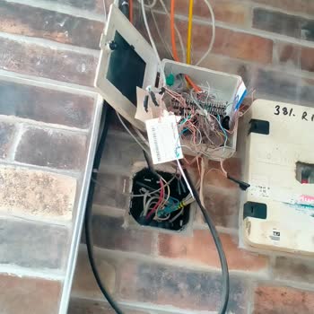 Türk Telekom Altyapı Yetersizliği Ve Yetkili Servisin Umursamazlığı