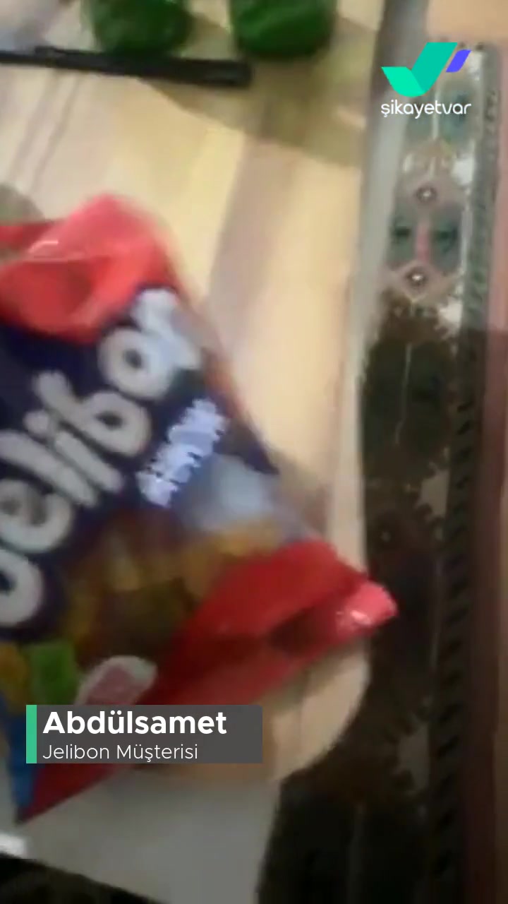 Kent Jelibon İçerisinden Çıkan Ve Lastiğe Benzeyen Bir Madde Çıktı! videonun kapak resmi