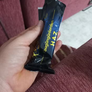 Eti Karam İçindeki Gofretteki Karalık Ve Acılık!