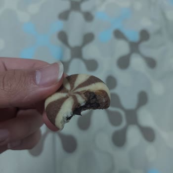 Eti Gıda Tutku Bisküvi İçerisinden Tuz Benzeri Madde Çıkması