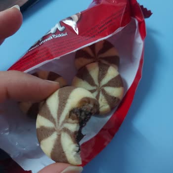 Eti Gıda Tutku Bisküvi İçerisinden Tuz Benzeri Madde Çıkması