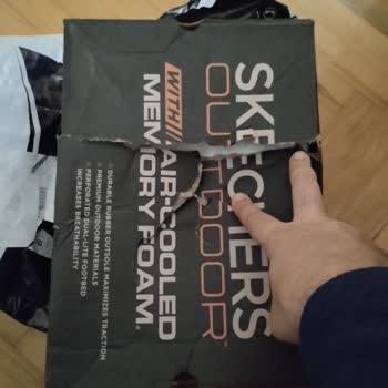 Skechers Çok Pahalı Yüksek Kâr İle Ürün Satışı