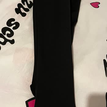 Bade Butik Tanıttığı Ürünlerin Aynisini Yollamıyor