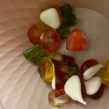 Haribo Değişik Pis Koku Var