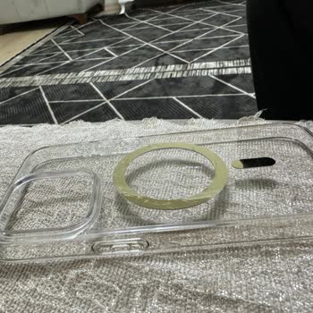 Yüksek Fiyata Satılan Kalitesiz Spigen Kılıf