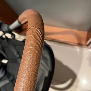 Operaistanbul Cybex Marka Bebek Arabası Deri Kolunda Yırtılma Problemi