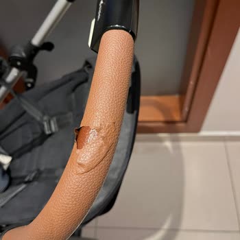 Operaistanbul Cybex Marka Bebek Arabası Deri Kolunda Yırtılma Problemi