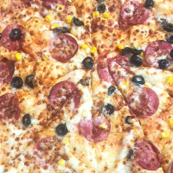 Domino's Pizza XL Pizza Bomboş
