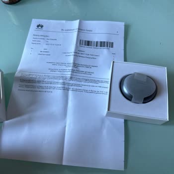 Huawei Kulaklığın Rahatsız Edici Tasarımı