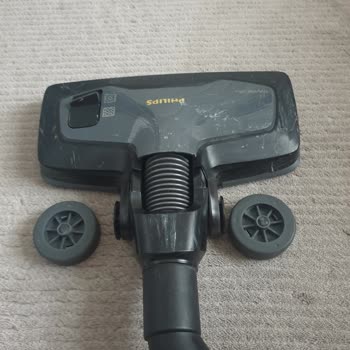 PHILIPS Marathon Ultimate Süpürgemin Tekerleri Kırıldı