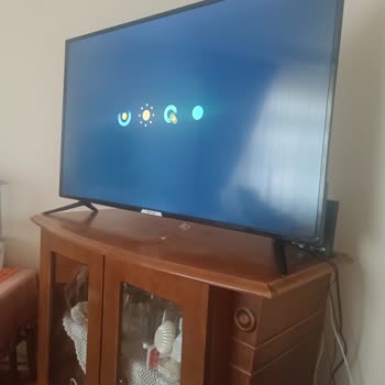 Onvo TV Girişte Duruyor Ve Açılmıyor.