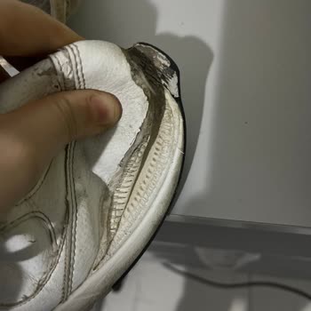 New Balance Kalitesiz Ürün Hayal Kırıklığı Yarattı