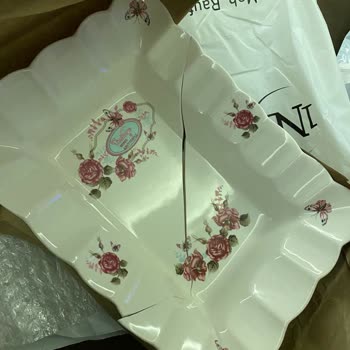 Sürat Kargo Pendik Velibaba Şubesi Kargoları Bekletip Zarar Veriyor
