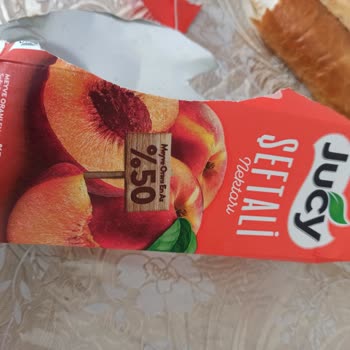 BİM Meyve Suyumda Çürümüş Parça Çıktı