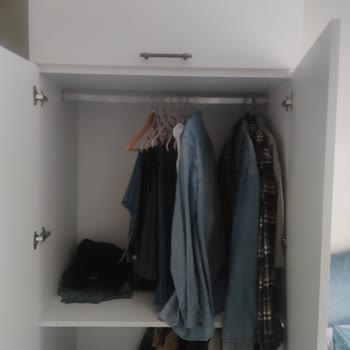 Minar Mobilya Kale 2 Kapaklı Zincir Dolap-Yüklük - Beyaz 235CM