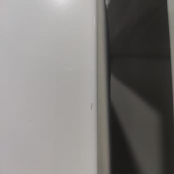 Beko Yeni Buzdolabında Çiziklerin Tespiti Ve Değişim Talebi