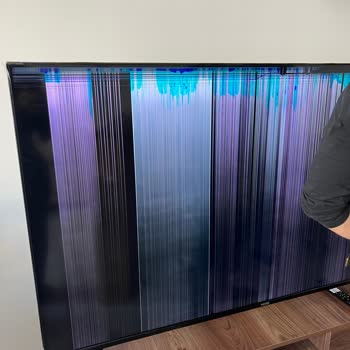 Vestel Tokat Elmacıoğlu Tüketim Malları Kırık TV