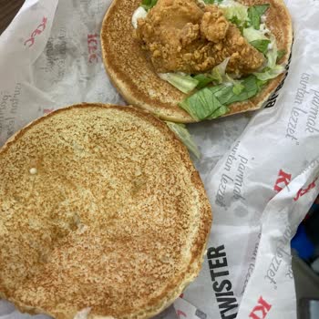 KFC Boş Burger Gönderiyor