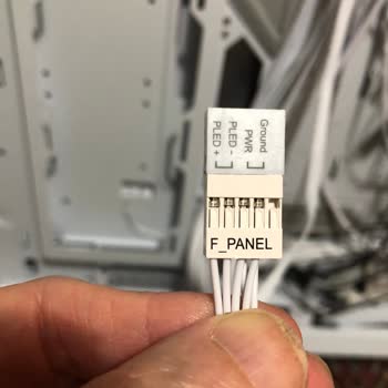 İncehesap Asus Hyperion Gr701 Ön Panel Bağlantı Problemi