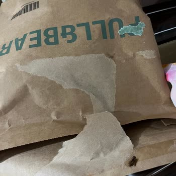 Pull And Bear Pakette Böcek Çıktı