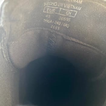 Pull and Bear Kalitesizlikten Kaynaklı Botun Altının Yırtılması, Su Alması!